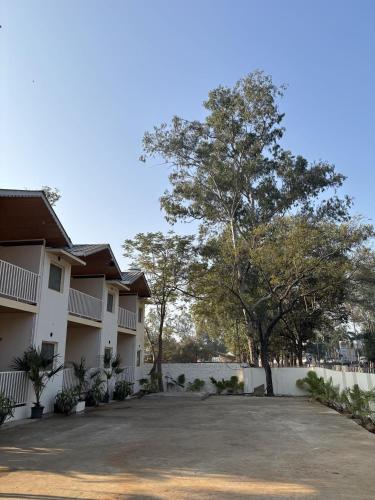 bundela woods cottage and restaurant