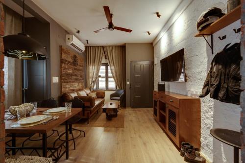 hoodo zoe hebbal bangalore apartments