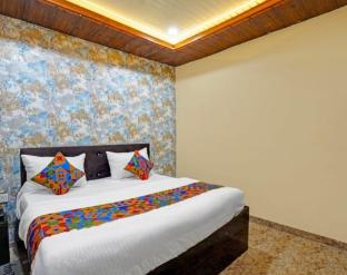 hotel zane aura