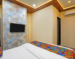 hotel zane aura