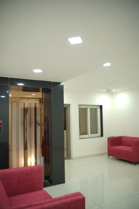 hotel flamount hitech city