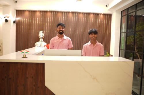 hotel flamount hitech city
