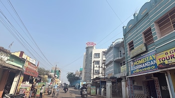 hotel sukanya elite puri