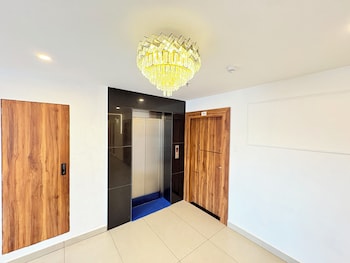 hotel sukanya elite puri