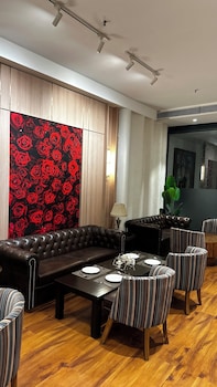 hoxton hotels and resorts