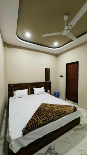 hotel shri kaila devi