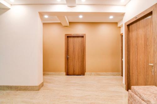 collection o kolkata international airport