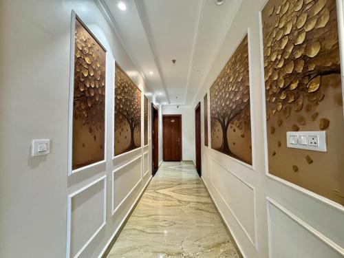 sr palace