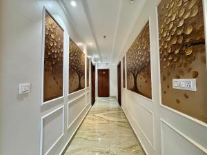 sr palace
