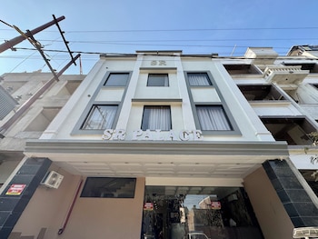 sr palace