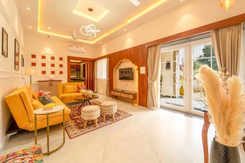 geeta bagh luxury private pool villa in pushkar