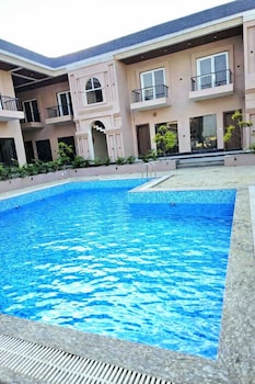 Rn Hotel And Lawn,,2 star