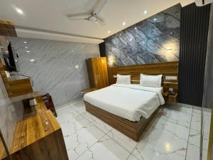 nurem hotel and resort