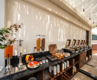 luxuria varanasi by moustache