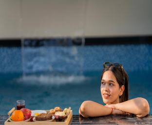 luxuria varanasi by moustache