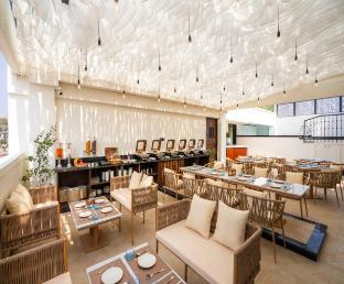 luxuria varanasi by moustache