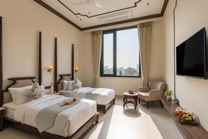 luxuria varanasi by moustache