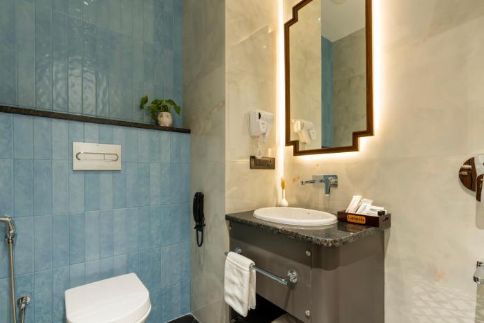 luxuria varanasi by moustache