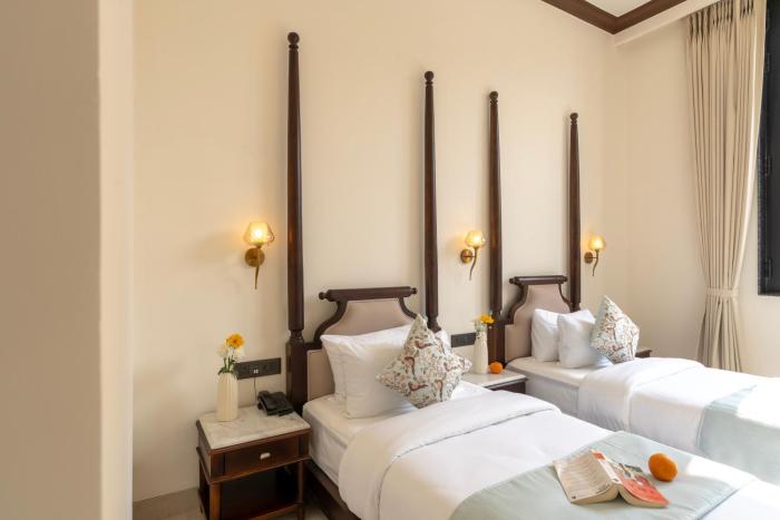 luxuria varanasi by moustache