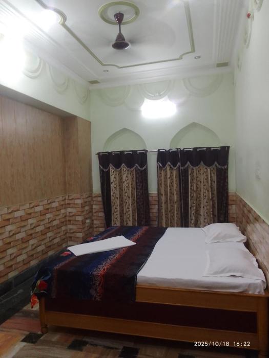 maa annapurna grand guests house