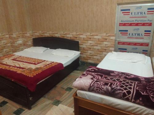 Maa Annapurna Grand Guests House,,2 star