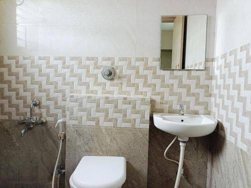 spacious 2bhk flat by sr renton comfort homestay mysore