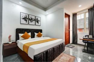 hotel s r stay near igi delhi airport