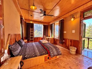 brow dipper house by humming woods