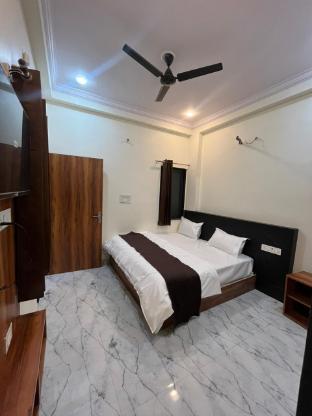 hotel aana inn stay