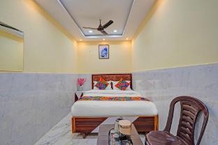 Via Shree Gopal Inn,,3 star