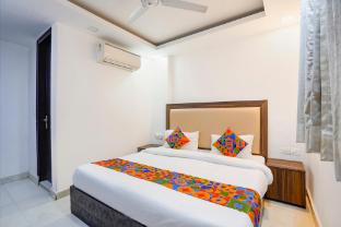 via anand mukesh residency