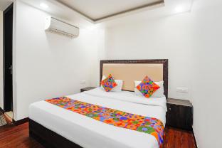 via anand mukesh residency