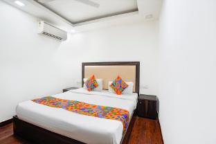 via anand mukesh residency