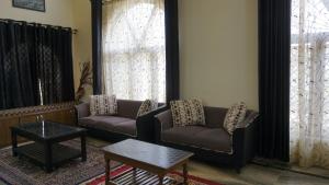 piececube service apartment