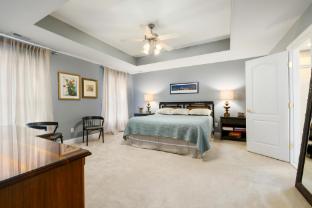 hotel emerald suites at airport