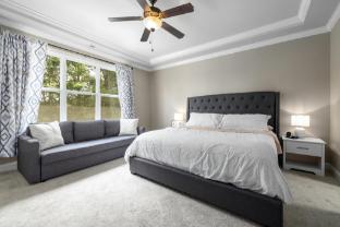 hotel emerald suites at airport