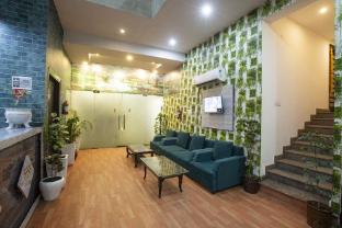 hotel emerald suites at airport