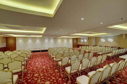 staybird capital business hotel