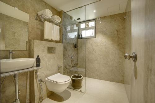 staybird capital business hotel magarpatta city