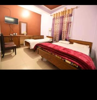 new samrat hotel and restaurant