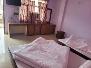 new samrat hotel and restaurant