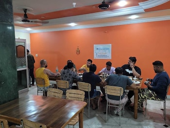 new samrat hotel and restaurant