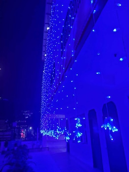 New Samrat Hotel And Restaurant,,2 star