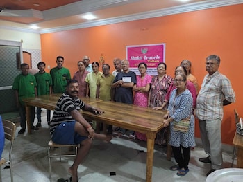 new samrat hotel and restaurant