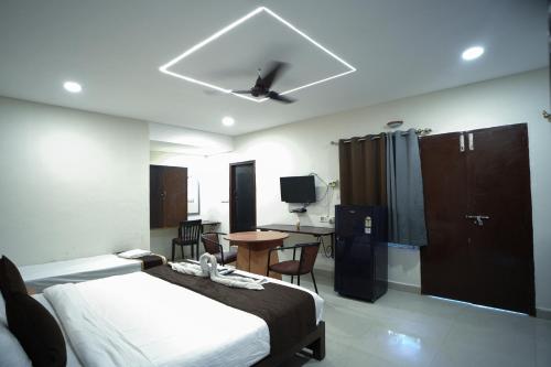 raajnest service apartments