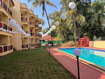 Redwings Studio,,3 star
