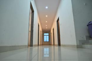 hotel raj palace and restaurant