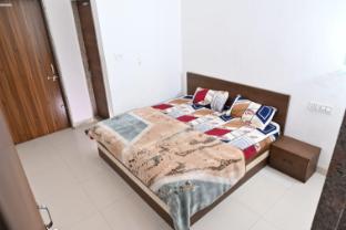 hotel raj palace and restaurant