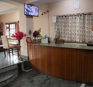 os hotel hidden flower