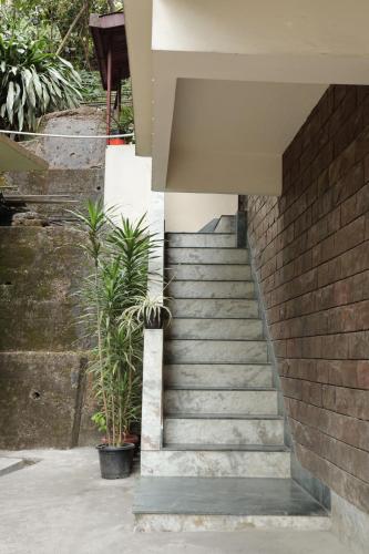 os hotel hidden flower